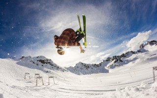 开云官网-南特主场不敌波尔多，法甲排名下滑，法国南特队